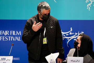 نشست خبری فیلم علف‌زار