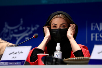 نشست خبری فیلم علف‌زار