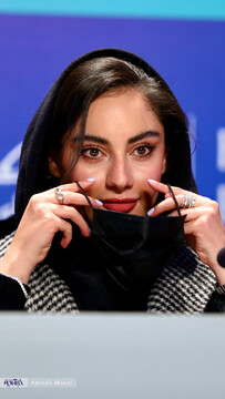 نشست خبری فیلم علف‌زار