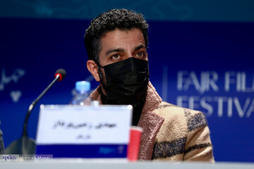 نشست خبری فیلم علف‌زار