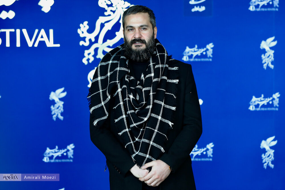 ژست‌های خاص و جالب امین حیایی و رضا عطاران در فتوکال برف آخر