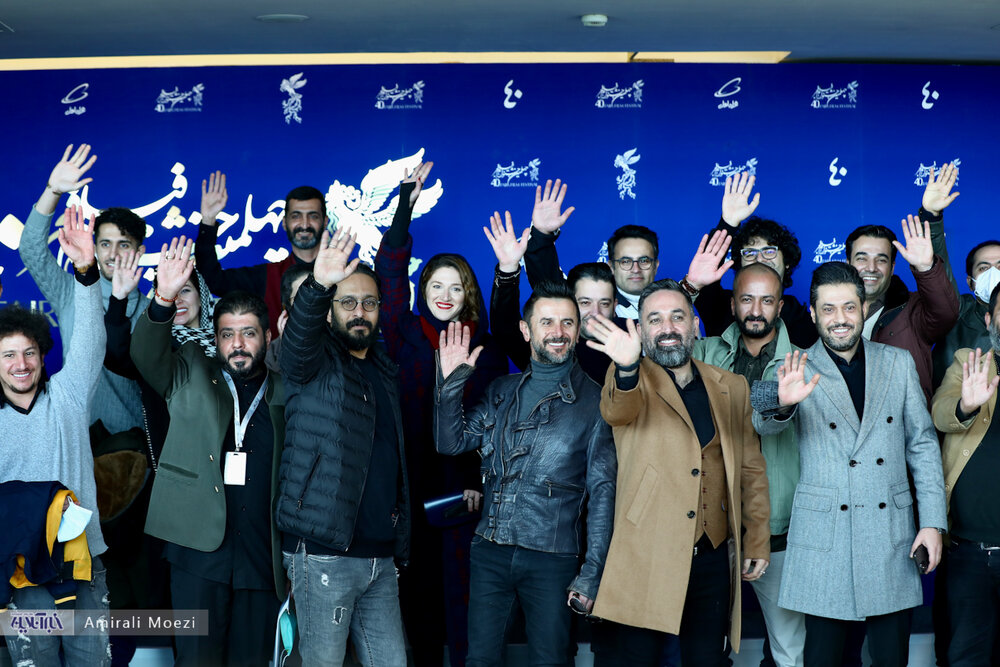 ژست‌های خاص و جالب امین حیایی و رضا عطاران در فتوکال برف آخر