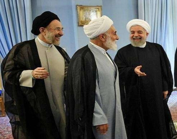 واکنش عصبی روزنامه دولت به جلسات روحانی با ناطق،خاتمی،جهانگیری و.../ دارند علیه دولت رئیسی ائتلاف می کنند!