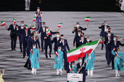 ببینید | لحظه رژه کاروان ایران در مراسم افتتاحیه المپیک زمستانی ۲۰۲۲ پکن