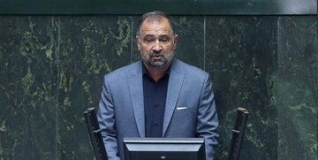 شلمزاری ، نماینده حاضر در جلسه با رئیسی : مجلس پیگیر دریافت گزارش دولت درباره انتصابات وزارت کار خواهد بود / مجلسی ها جداگانه هم پیگیری می کنند
