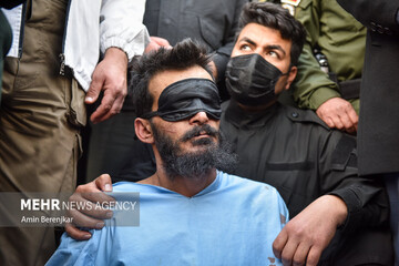 تصاویری از بازداشت قاتل «علی اکبر رنجبر» در شیراز