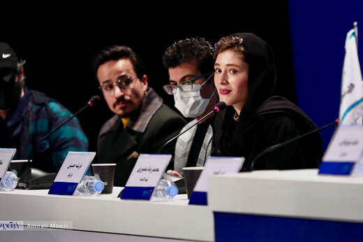 ببینید | واکنش فرشته حسینی به انتقادات بی‌رحمانه: خودم را ایرانی می‌دانم
