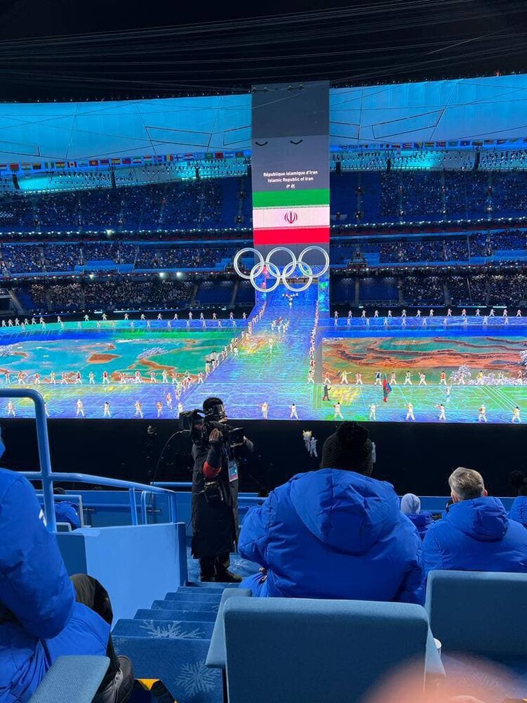 رژه کاروان ایران در افتتاحیه المپیک زمستانی/عکس