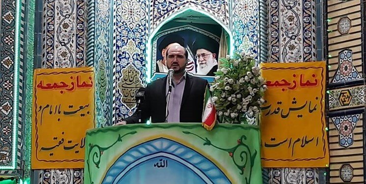 استاندار تهران  در نمازجمعه : مشکل را  گردن دیگران انداختن هیچ کمکی به مردم نمی کند