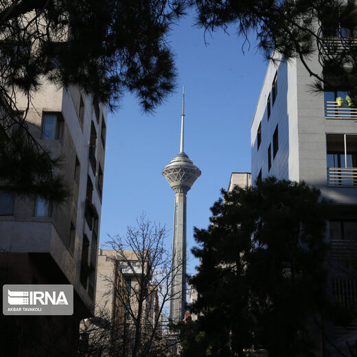 برج میلاد در هوای پاک تهران