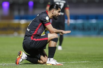 بازیکن جنجالی در انتظار تماس پرسپولیسی‌ها