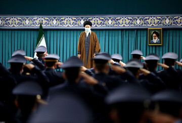 دیدار جمعی از فرماندهان و افسران نیروی هوایی ارتش