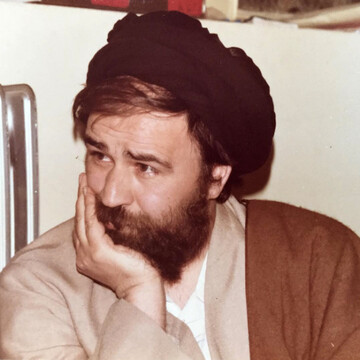 بیت امام از حسین دهباشی شکایت کرد
