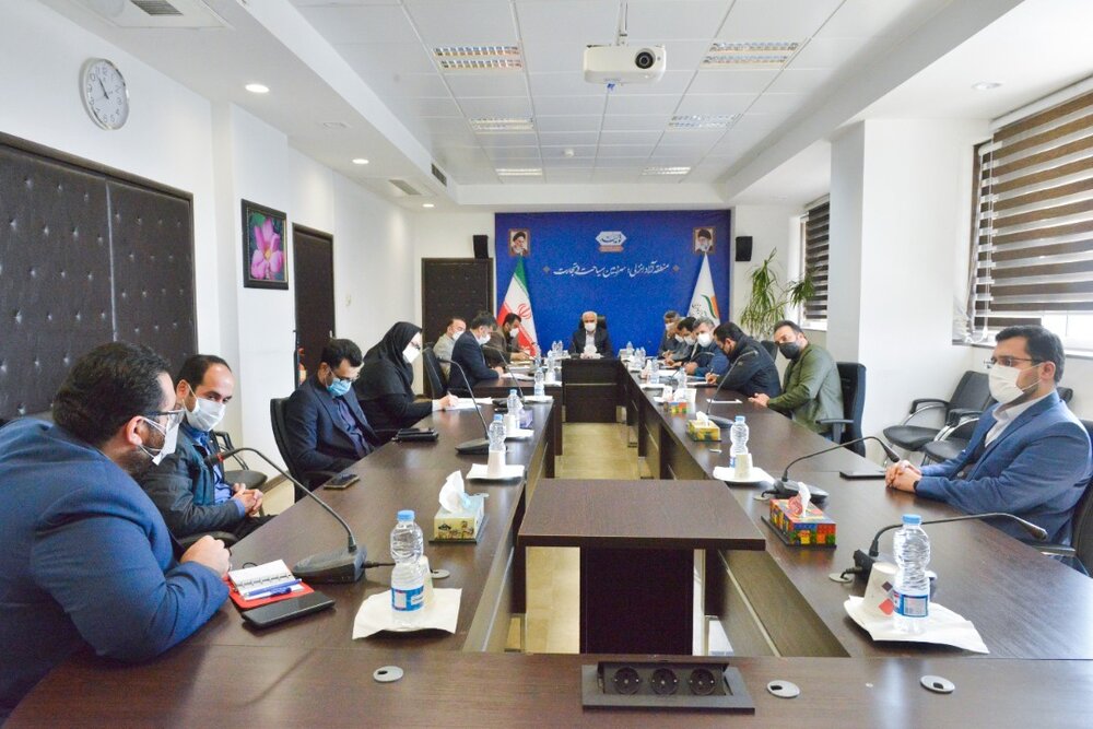 همراهی جامعه بازار و مجتمع های تجاری،اطلاع رسانی، بازدید مستمر و تأمین ماسک و لوازم ضدعفونی راهکار مقابله با موج ششم کرونا
