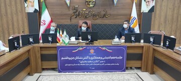بومی سازی ضوابط ساختمان با هدف پیشگیری از حریق در قشم / تامین تجهیزات و آموزش آتش نشانان با جدیت دنبال می شود