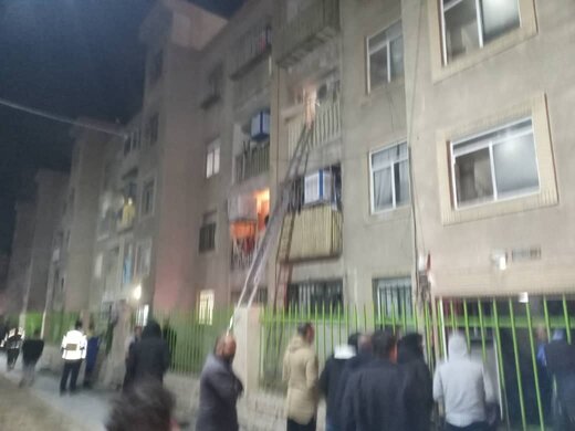 حادثه آتش‌سوزی در یک مجتمع مسکونی واقع در جاده ورامین