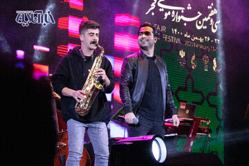 فرزاد فرخ