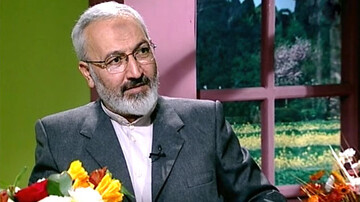 منصوری لاریجانی:  برخی مدیران دوران مسئولیت را فرصتی برای تحصیل رفاه خود و نزدیکانشان می دانند