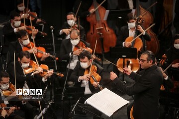 اجرای ارکستر ملی ایران در جشنواره موسیقی فجر
