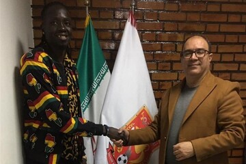 خواننده آفریقایی در ایران فوتبالیست شد!