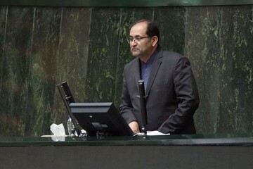 نماینده تایباد: فضای مجلس برای بازگشت طرح صیانت به صحن مناسب است / نمی توان با تغییر واژه ها ماهیت اصلی طرح را تغییر داد