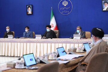 مصوبه تعیین میزان و ضوابط پرداخت عیدی کارکنان و بازنشستگان دولت ابلاغ شد