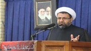 امام جمعه کرمان: دشمن بدنبال ایجاد فاصله بین مردم و روحانیون است