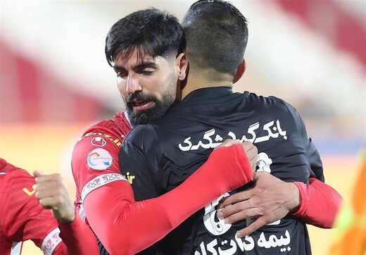 اسدی به خاطر یک گل هیس نشان داد!/ عکس