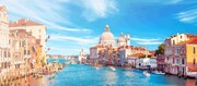 ببینید | جشنواره خیره کننده آب در ونیز ایتالیا