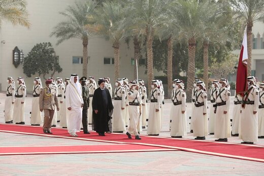 تصاویری از استقبال رسمی امیر قطر از رییس جمهور