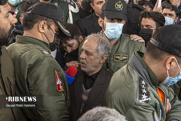 تشییع پیکر مطهر شهدای حادثه سقوط هواپیمای ارتش در تبریز