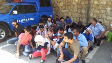 باند بزرگ قاچاق انسان در مریوان متلاشی شد