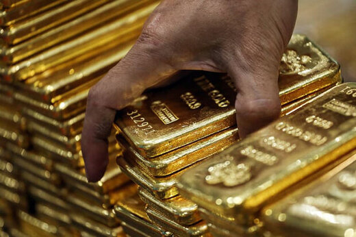 طلا 4 درصد از ارزش خود را از دست داد