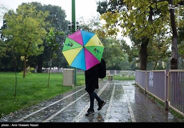 وزش باد شدید و بارش تگرگ در تهران
