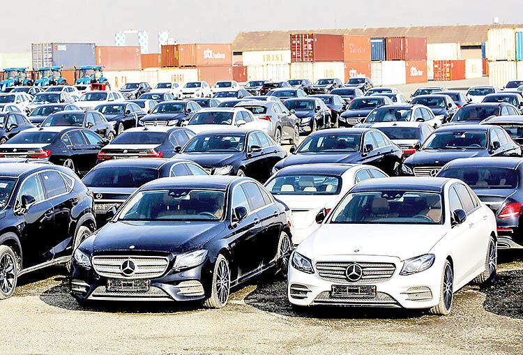 تصویب واردات ۷۰ هزار دستگاه خودرو در مجلس