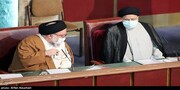 ژست متفاوت رئیسی در اجلاسیه مجلس خبرگان رهبری/ عکس