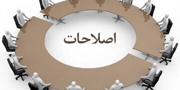 فعال سیاسی : اگر خاتمی و نبوی راست می گویند باید اعلام بازنشستگی سیاسی کنند 
