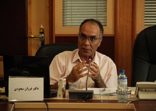 استاد دانشگاه تهران، در انتظار حکم اخراج خود