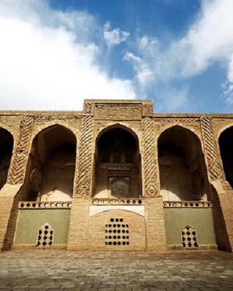 مسجدی به درازای هزار سال در شهر نائین