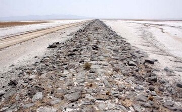 ببینید | کشف جاده سنگفرش شده باستانی در کاشان