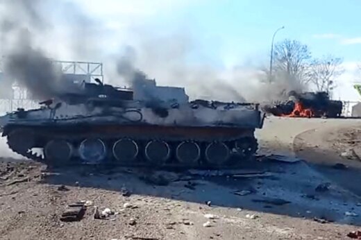 ببینید | فیلمی دراماتیک از انهدام خودروهای زرهی روسیه توسط تانک اوکراینی