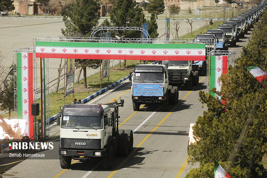 رونمایی از کشنده‌های فوق سنگین بازتولید شده نیروی زمینی ارتش