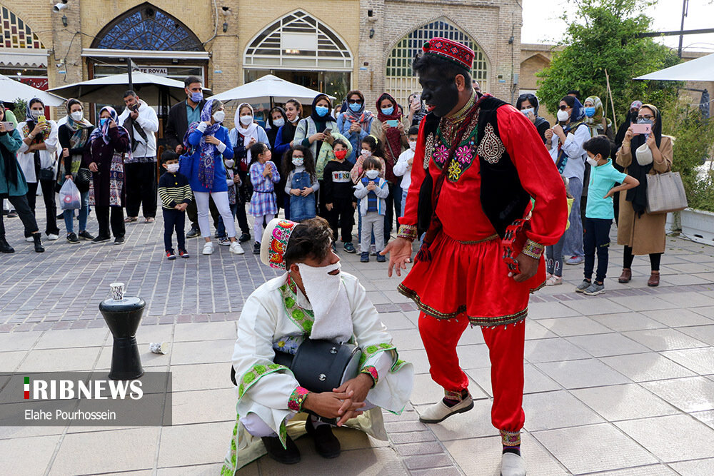 حاجی فیروز نماد استقبال از بهار