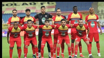 اتفاق عجیب در بلیت‌فروشی بازی فولاد و الغرافه/عکس