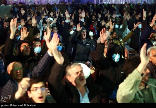 مسجد مقدس جمکران در شب نیمه شعبان