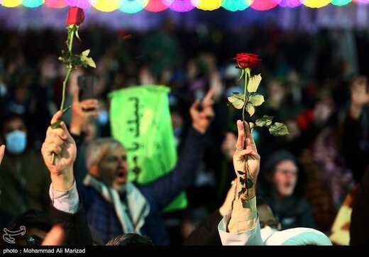 مسجد مقدس جمکران در شب نیمه شعبان