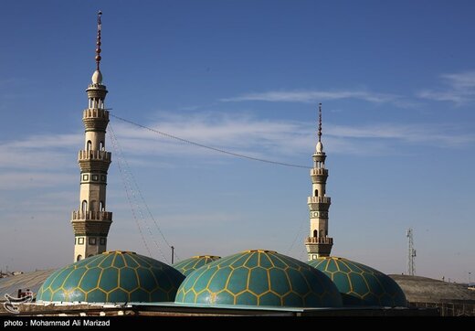 مسجد مقدس جمکران در شب نیمه شعبان