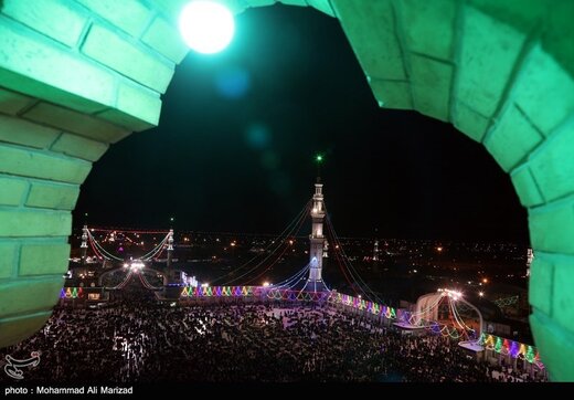 مسجد مقدس جمکران در شب نیمه شعبان