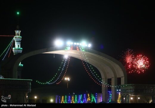 مسجد مقدس جمکران در شب نیمه شعبان