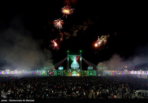 مسجد مقدس جمکران در شب نیمه شعبان